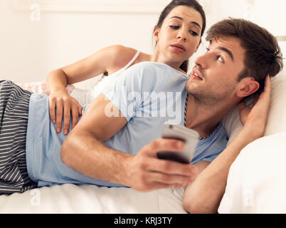 How texting can ruin a relationship Stock Photo - Alamy