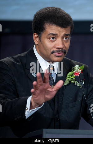 Director of the Hayden Planetarium Neil deGrasse Tyson speaks as host of the Apollo 40th anniversary celebration held at the National Air and Space Museum, Monday, July 20, 2009 in Washington. Photo Credit: (NASA/Bill Ingalls) Tyson - Apollo 40th anniversary crop Stock Photo