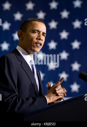 President Barack Obama delivers a speech at the Operations and Checkout Building at NASA Kennedy Space Center in Cape Canaveral, Fla. on Thursday, April 15, 2010.  Obama visited Kennedy Space Center to deliver remarks on the bold new course the Administration is charting for NASA and the future of U.S. leadership in human space flight. Photo Credit: (NASA/Bill Ingalls) Barack Obama speaking about space flight - 201004150004HQ Stock Photo