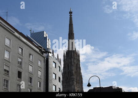 vienna,haas house haas house,1st district,stock im eisen square,st. stephen's cathedral,hans hollein,bay Stock Photo