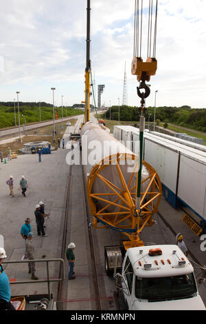 ULA's Atlas V Solid Rocket Booster (SRB) being lifted and stationed onto stand at Pad 41 for the OSIRIS-REx upcoming launch. OSIRIS-REx, Atlas V Solid Rocket Booster (SRB) Launch Vehicle On Stand (LVOS) (28864662696) Stock Photo