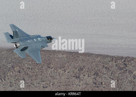 Lockheed Martin F-35A Lightning II Joint Strike Fighter (Stealth Fighter), Flying At Low Level Over The Mojave Desert, California, USA. Stock Photo