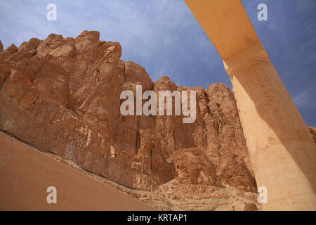 The Hatshepsut temple in the Valley of the Kings, Egypt Stock Photo