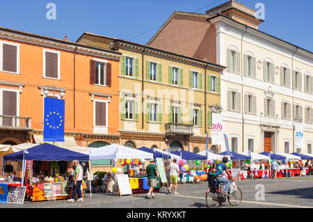 Saturday market at Town Square (Piazza del Popolo) - Ravenna, Italy Stock Photo
