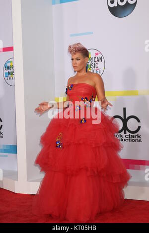 American Music Awards 2017 Arrivals at Microsoft Theater  on November 19, 2017 in Los Angeles, CA  Featuring: Pink Where: Los Angeles, California, United States When: 20 Nov 2017 Credit: Nicky Nelson/WENN.com Stock Photo