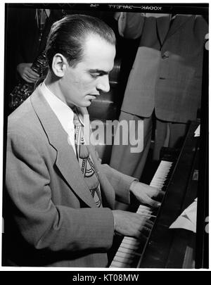 【レア2nd】Lennie Tristano ‎The New Tristano TRISTANO,LENNIE - Lennie Tristano - Amazon.com Music