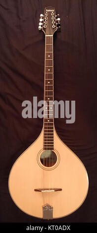 Bouzouki Stringed musical instruments Stock Photo - Alamy