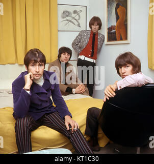 THE TROGGS UK pop group in April 1967 from left: Ronnie Bond, Pete ...