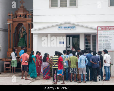 Worshipers outside St Thomas Basilica, Mylapore, Chennai Stock Photo