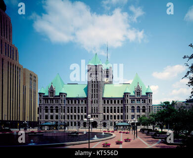 Historic Minneapolis City Hall and Hennepin County Courthouse ...