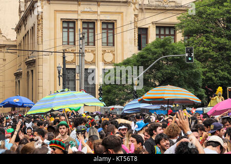 Sao Paulo, Brazil - October, 20 2017. Known as Peruada, it is the traditional street party organized by USP Law School in downtown. Crowd of college s Stock Photo