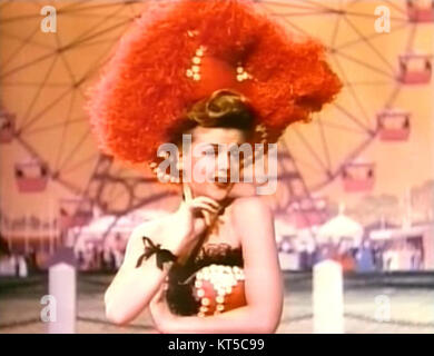 Angela Lansbury in Till the Clouds Roll By Stock Photo