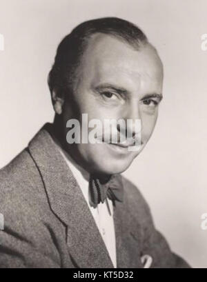 RALPH RICHARDSON British Actor Stock Photo - Alamy