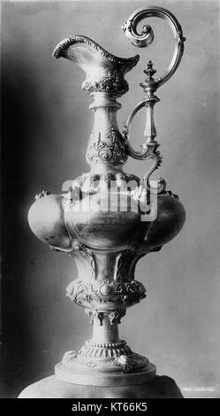The America’s Cup is one of the most prestigious yacht races in the ...