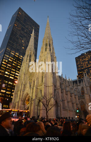 USA, New York State, New York City, Manhattan St. Patrick's Cathedral, Fifth Avenue Stock Photo