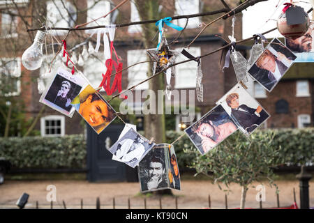 London, UK. 22nd Dec, 2017. George Michael memorial garden. Nearly one year from the singer’s death, the private square that was owned by Michael near his former home in north London is still visited by numerous fans who leave posthumous tributes. Credit: Guy Corbishley/Alamy Live News Stock Photo