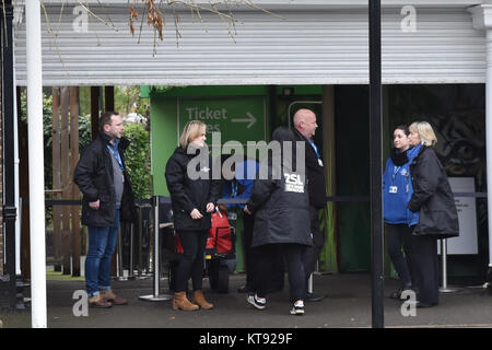 Regents Park, London, UK. 23rd December 2017. ZSL London Zoo is closed after a fire. Credit: Matthew Chattle/Alamy Live News Stock Photo