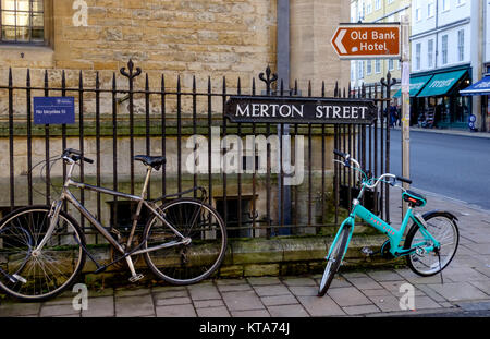 Around the University City of Oxford December 2017 Merton Street Stock Photo