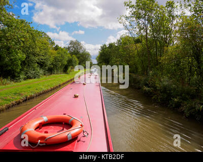 Approaching Edstone Aqueduct, Stratford-on-Avon Canal, Warwickshire Stock Photo