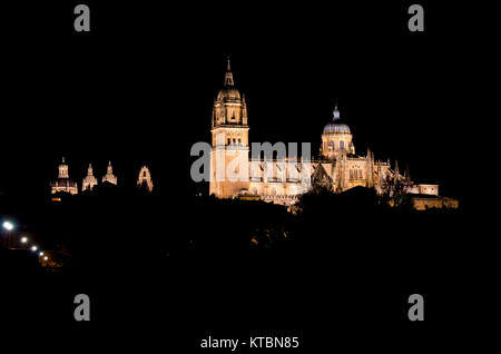 Catedral y Clerecía de Salamanca. Ciudad Patrimonio de la Humanidad. Castilla León. España Stock Photo