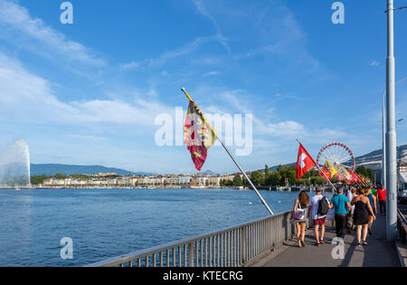 View from the Pont du Mont-Blanc looking towards the Old Town (Vieille Ville), Geneva (Geneve), Lake Geneva, Switzerland Stock Photo