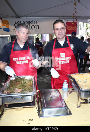 Los Angeles Mission Thanksgiving Meal For The Homeless  Featuring: LAPD Where: Los Angeles, California, United States When: 23 Nov 2017 Credit: FayesVision/WENN.com Stock Photo