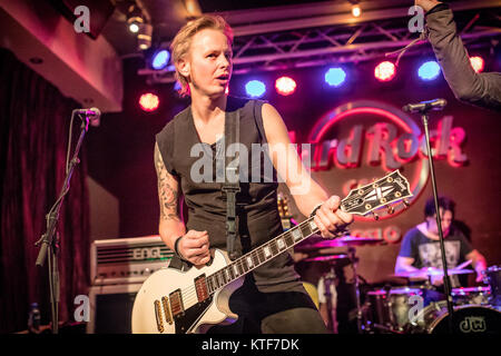 The Norwegian rock band Ammunition performs a live concert at Hard Rock Cafe in Oslo. Here guitarist Erik Mårtensson is seen live on stage. Norway, 09/03 2017. Stock Photo