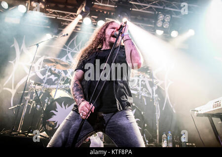 The Norwegian black metal band Borknagar performs a live concert at Vulkan Arena during the Norwegian heavy metal festival Inferno Metal Festival 2017 in Oslo. Here vocalist Paal Mathiesen a.k.a Athera is seen live on stage. Norway, 12/04 2017. Stock Photo