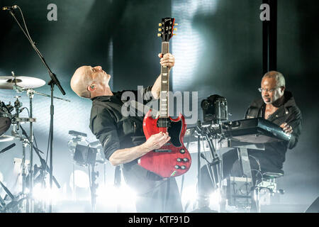 The English musician and composer David Rhodes on guitar performs with Peter Gabriel at a live concert at Oslo Spektrum. Norway, 23/05 2014. Stock Photo