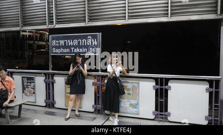 BTS Skytrain Saphan Taksin Station Bangkok Thailand dec 2017 Stock Photo