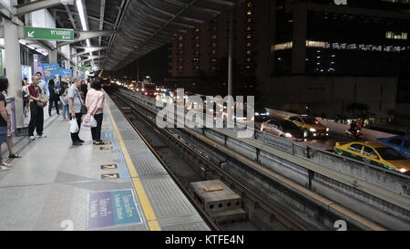 BTS Skytrain Saphan Taksin Station Bangkok Thailand dec 2017 Stock Photo