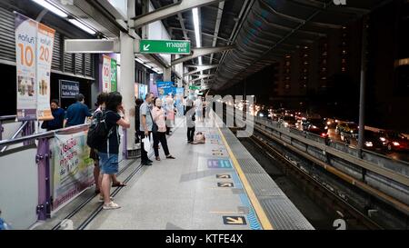 BTS Skytrain Saphan Taksin Station Bangkok Thailand dec 2017 Stock Photo