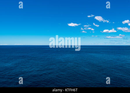 The view looking out across the Tasman Sea from North Head, Manly, Sydney, Australia on a sunny day with clear skies Stock Photo