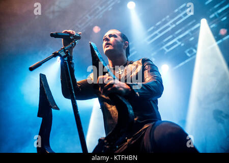 Norway, Oslo - November 24, 2017. The Norwegian black metal band Satyricon performs a live concert at Sentrum Scene in Oslo. Here vocalist Satyr is seen live on stage. (Photo credit: Gonzales Photo - Terje Dokken). Stock Photo