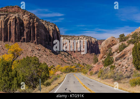 Utah SR 211 winding through the canyons of Indian Creek, along the Indian Creek Corridor Scenic Byway, in Indian Creek National Monument, formerly par Stock Photo