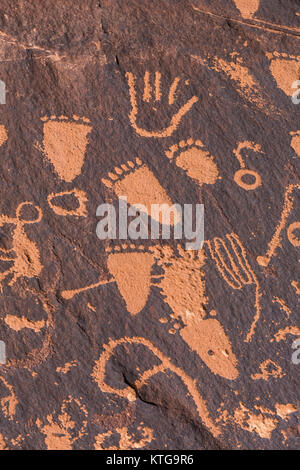 Petroglyphs made by Ute People at Newspaper Rock near Indian Creek National Monument, formerly Bears Ears National Monument, southern Utah, USA Stock Photo