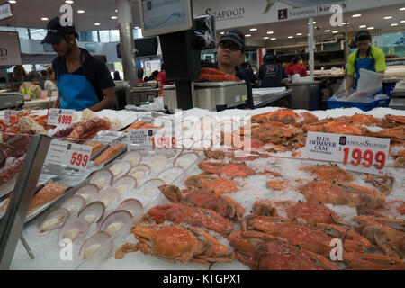 Inside Sydney fish market Stock Photo