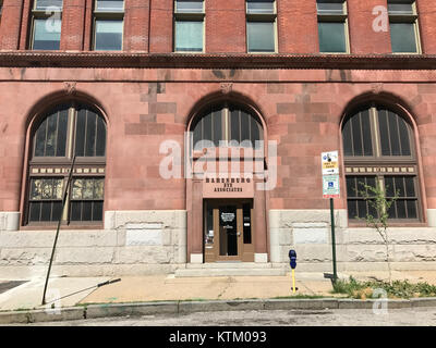 Barenburg Eye Associates Building, 100 Park Avenue, Baltimore, MD 21201 (35399179910) Stock Photo