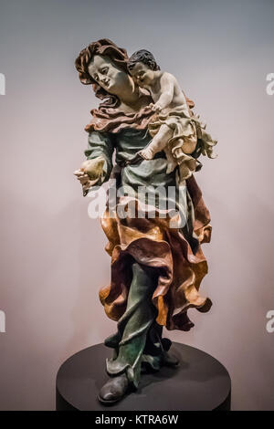 madonna child sculpture Stock Photo