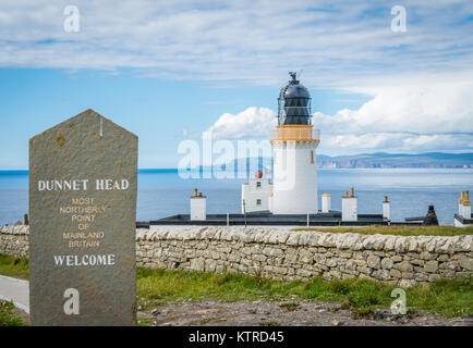 Dunnet Head Lighthouse, in Caithness, on the north coast of Scotland, the most northerly point of the mainland of Great Britain. Stock Photo