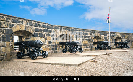 Cannons battery in Edinburgh Castle, Scotland. Stock Photo