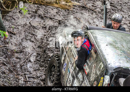 SALOVKA, RUSSIA - MAY 5, 2017: Racing off-road on SUVs cars at the ...
