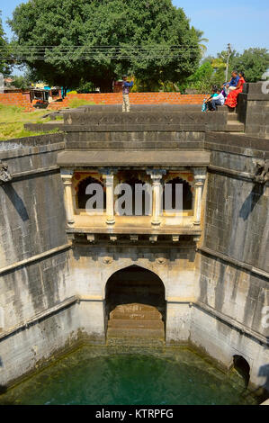 Inside view of Baramotichi Vihir, Stepwell in Limb, Satara, Maharashtra. Constructed between 1641 and 1646 by Virubai Bhosale. It is 110 ft deep and 5 Stock Photo