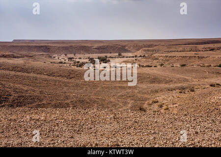 A desert landscape south-east of Riyadh, Saudi Arabia Stock Photo - Alamy