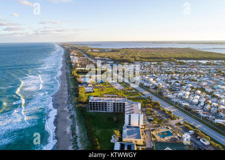 Florida Hutchinson Barrier Island,Jensen Beach,barrier island,Atlantic Ocean,water surf waves,high-rise condominium residential apartment apartments b Stock Photo