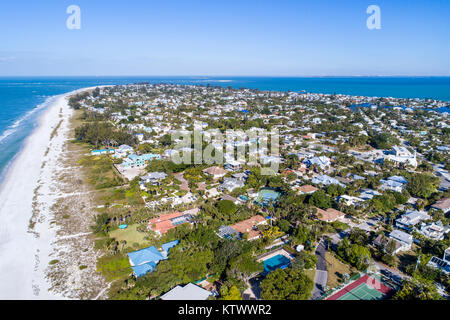 Anna Maria Barrier Island Florida,Holmes Beach,Gulf of Mexico,Tampa Bay water,houses homes residences,aerial overhead bird's eye view above,visitors t Stock Photo