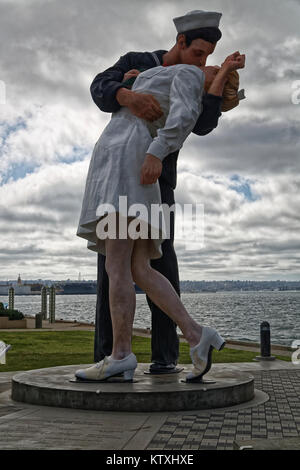 Unconditional Surrender sculpture (sailor kissing girl),San Diego, California Stock Photo