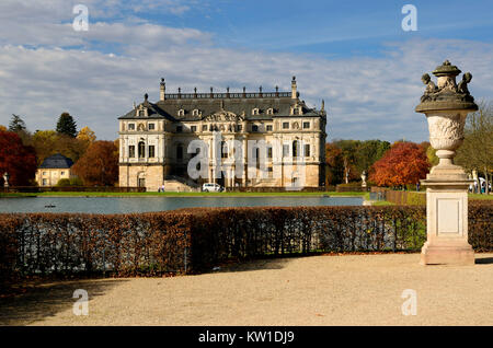 Dresden, Palais und Palaisteich im Großer Garten Stock Photo