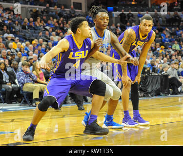 Memphis, USA. 28th Dec, 2017.  LSU defeated the Memphis Tigers, 71-61, at the FedEx Forum. Credit: Cal Sport Media/Alamy Live News Stock Photo