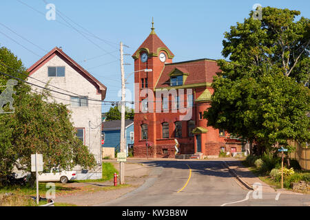 Two Islands Road and Armoury Building, Parrsboro, Nova Scotia, Canada Stock Photo